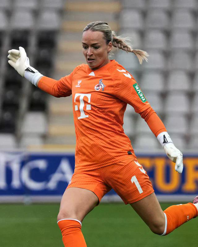 Lisa Schmitz